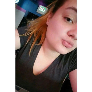 Meet your Posher, Becca